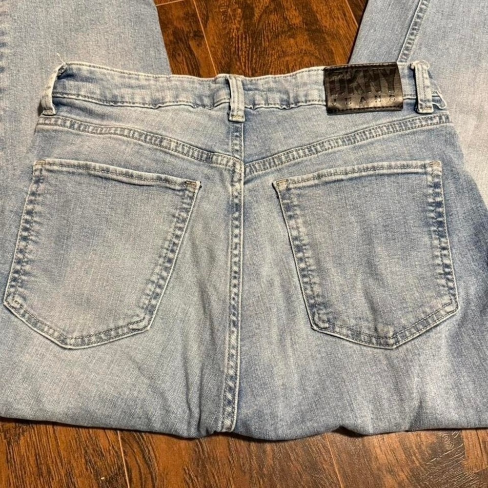 Y2K DKNY Jeans Light Wash Straight Leg Denim Womens 29 Vintage Retro - Picture 6 of 7